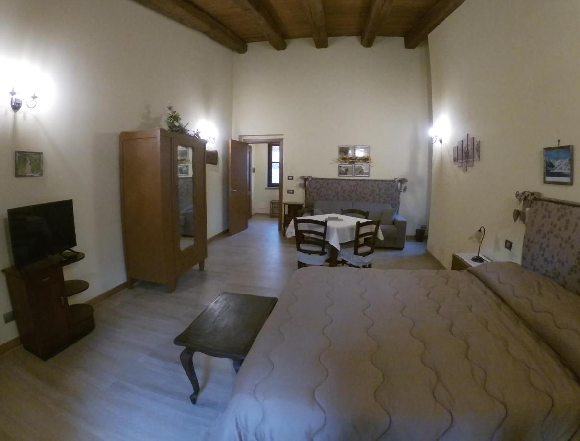 Agriturismo Locanda Dei Cacciatori Dogliani Extérieur photo